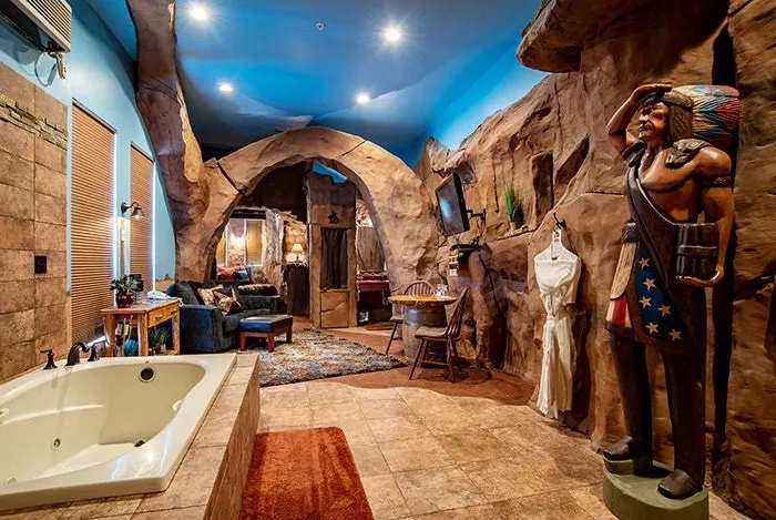 Red Rock Canyon suite, view 4
