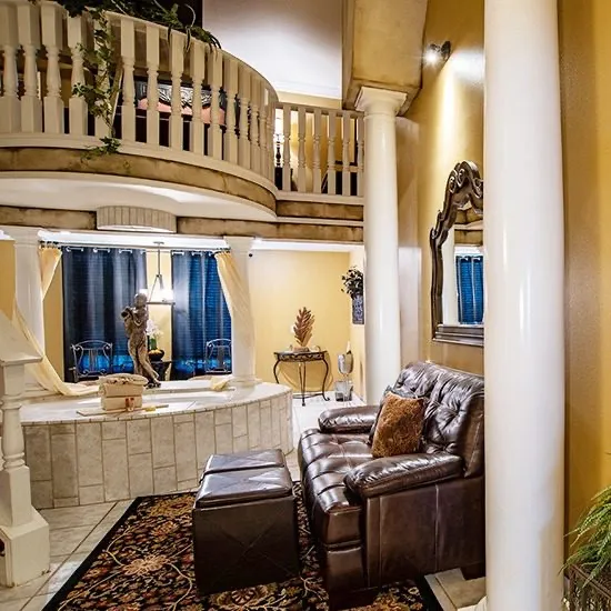 Romeo’s Retreat suite, view 3