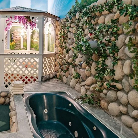 Country Garden suite, view 3