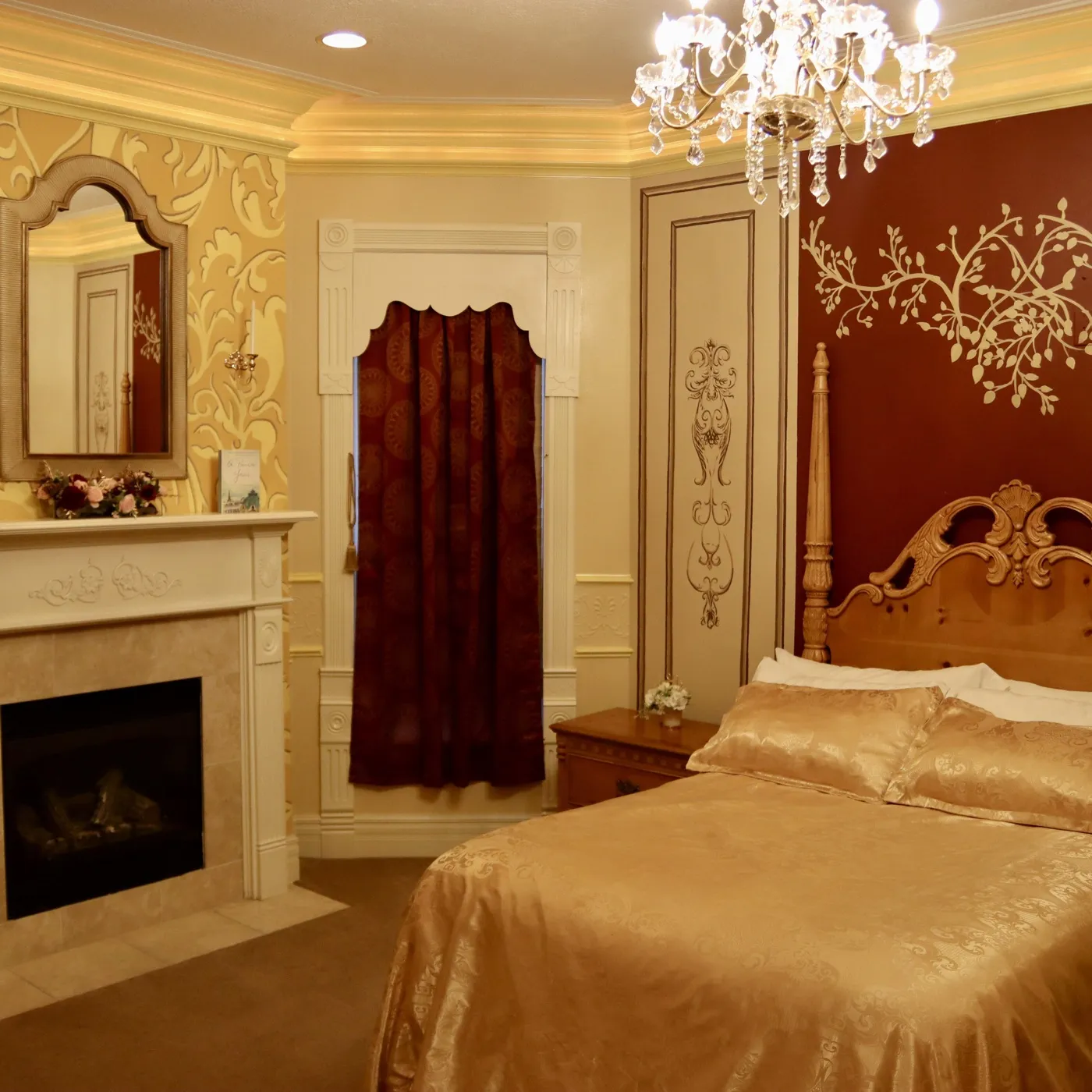 European Honeymoon suite, view 3
