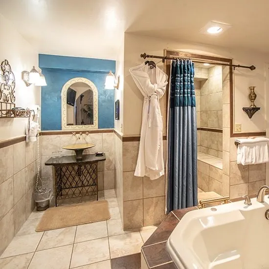 Taj Mahal suite, view 3