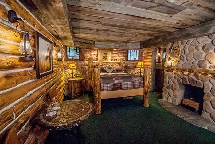 Mountain Hideaway suite, view 4