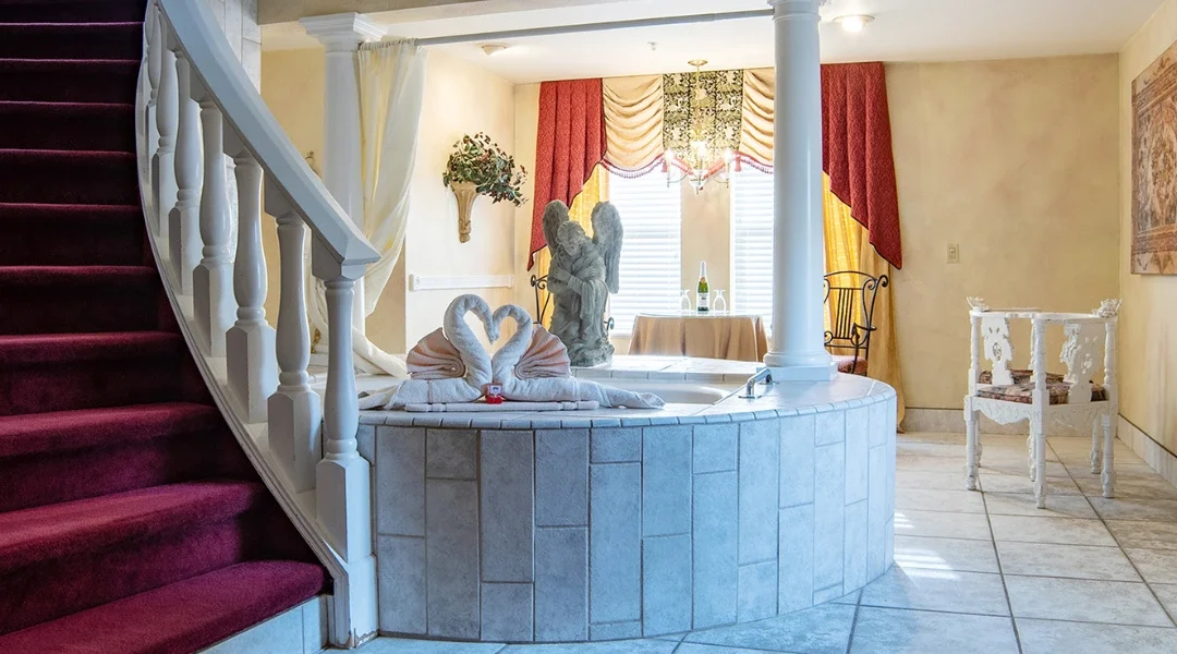 Honeymoon Suites in Boise: A Romantic Escape at Anniversary Inn