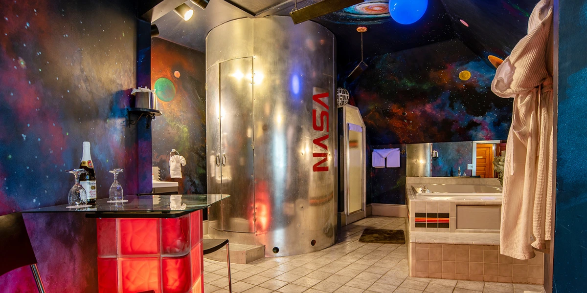 Lost in Space themed room at Anniversary Inn